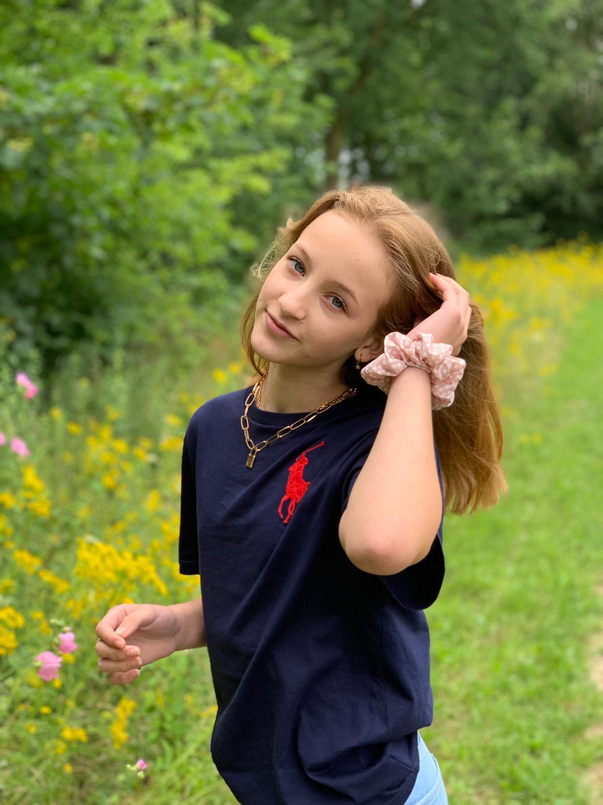 Roze stipjes scrunchie